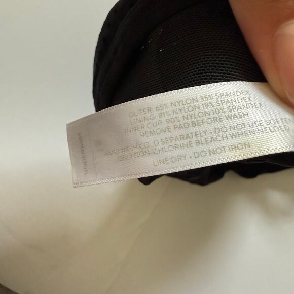 Lane Bryant LIVI Active Sports Bra Black Women’s Size 18 Strappy No Wire Comfort - Picture 11 of 13